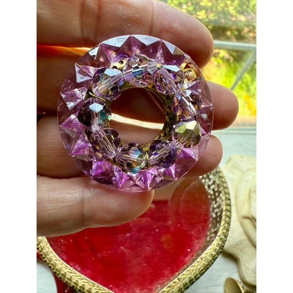 VTG Crystal Brooch Pin Sparkly Rhinestone Round Lavender Purple - Picture 2 of 4